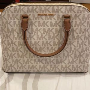 Michael Kors LG Dome Satchel